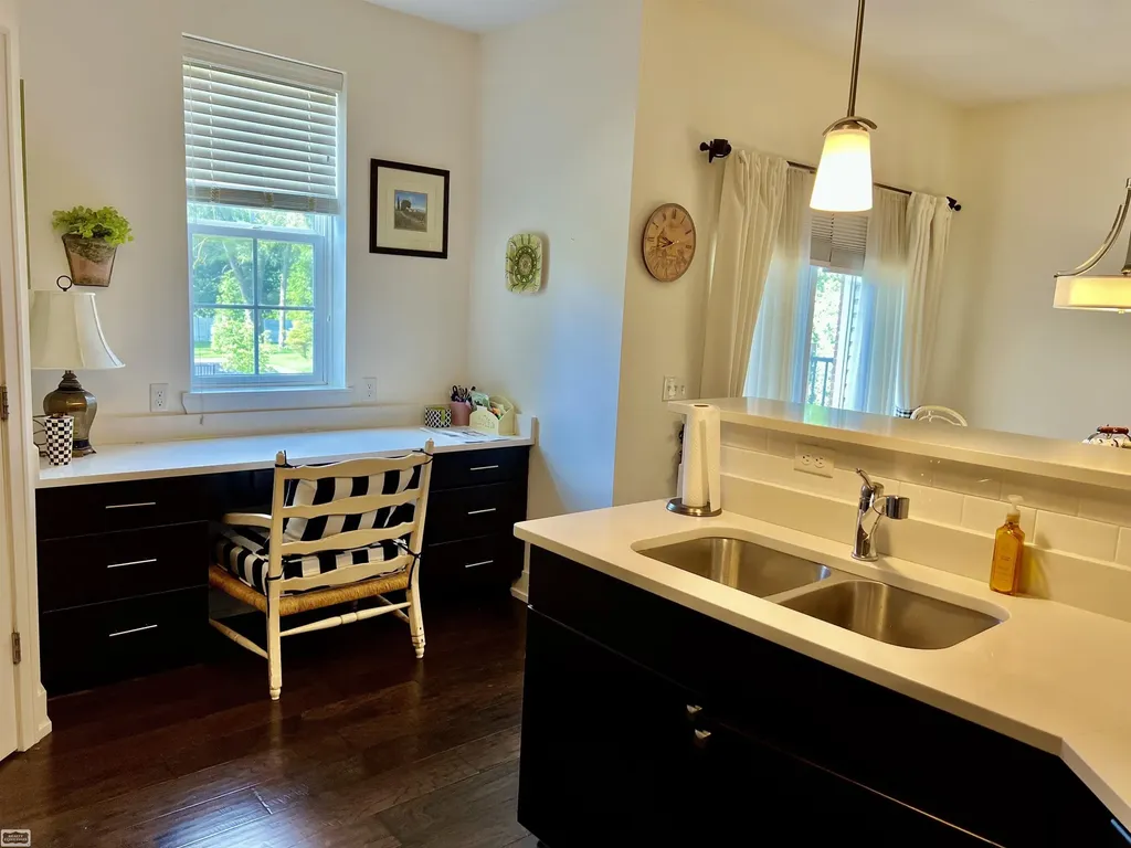 5656 Flagstaff Pines Drive Shelby Charter Township MI 48317