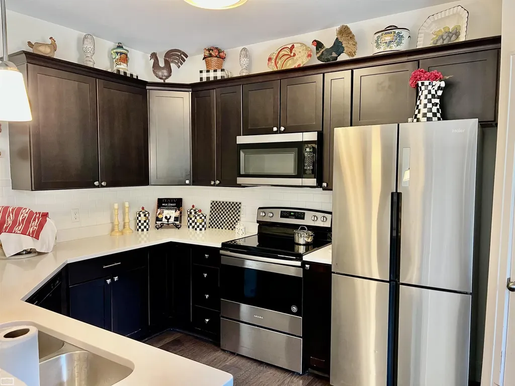 5656 Flagstaff Pines Drive Shelby Charter Township MI 48317