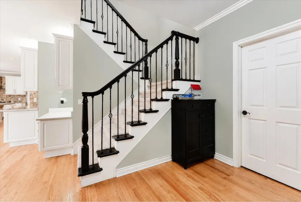 5539 Carrollton Court Oakland Charter Township MI 48306