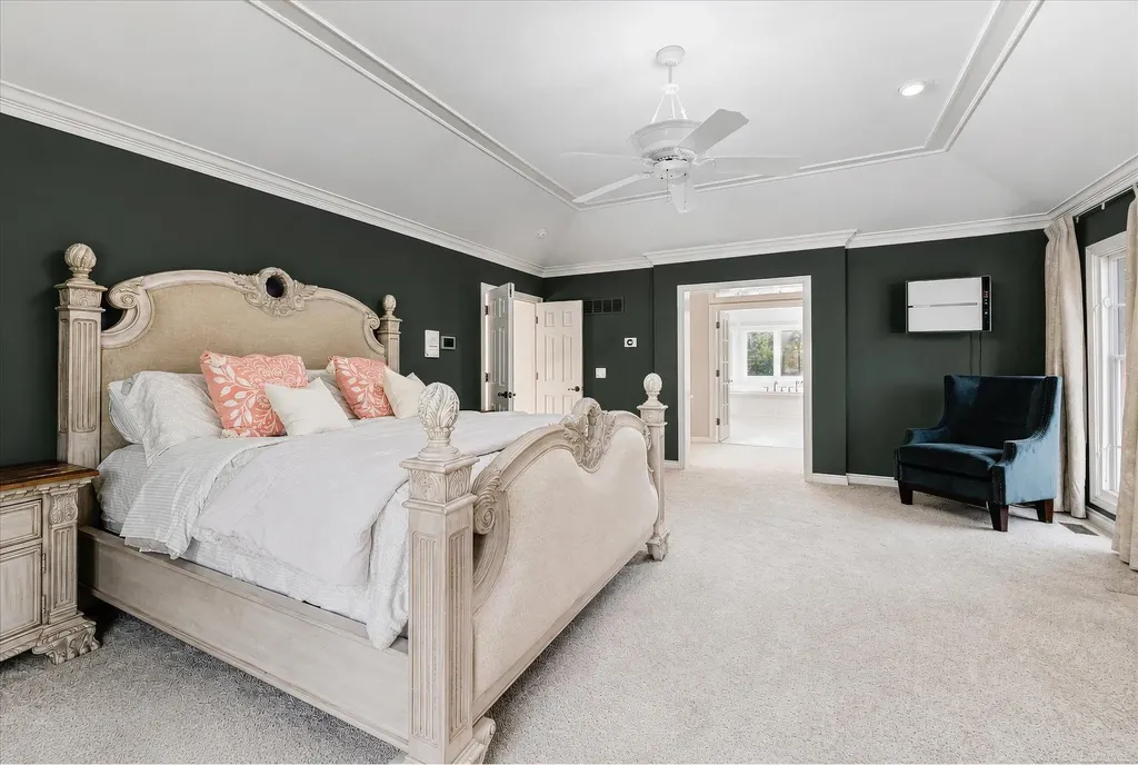 5539 Carrollton Court Oakland Charter Township MI 48306