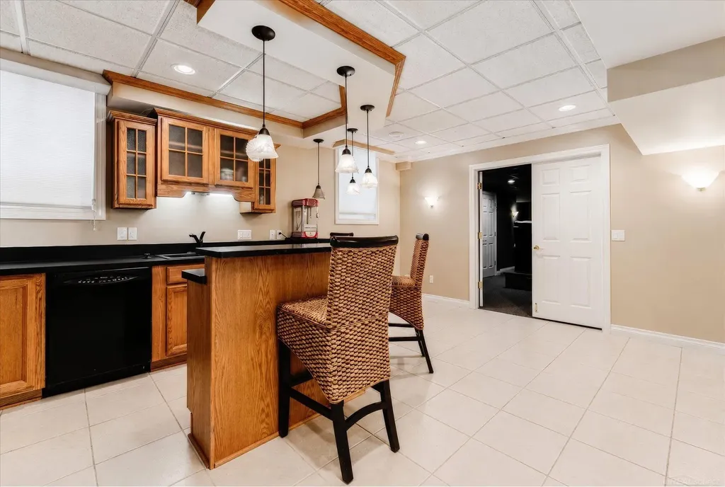 5539 Carrollton Court Oakland Charter Township MI 48306