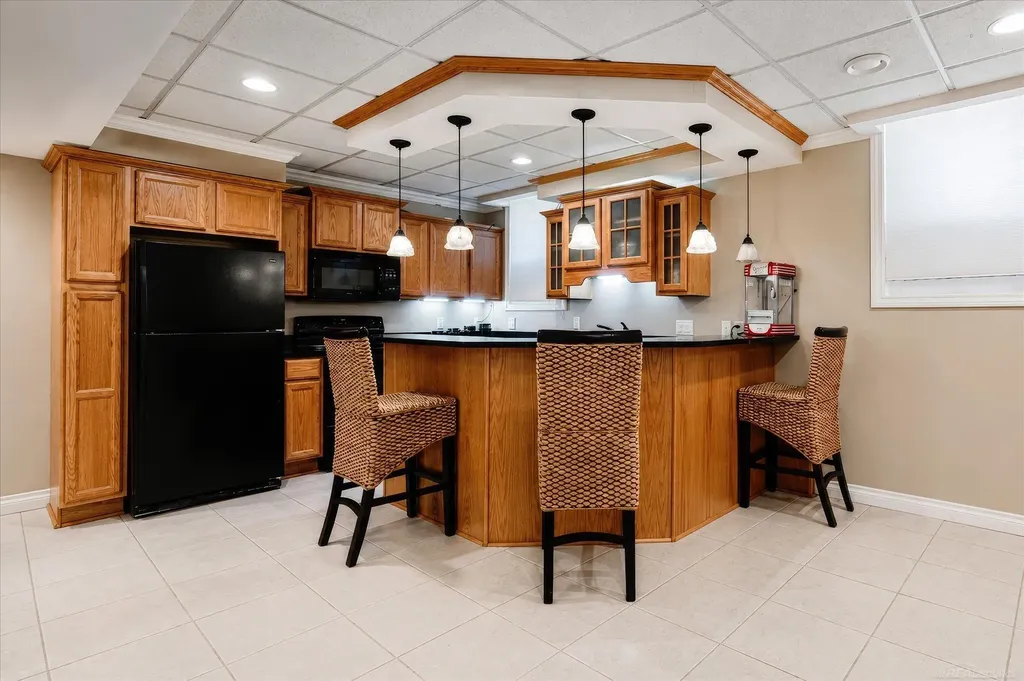5539 Carrollton Court Oakland Charter Township MI 48306