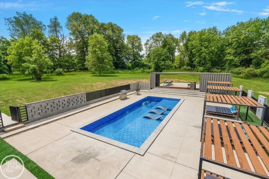 850 Frick Road Addison Township MI 48367