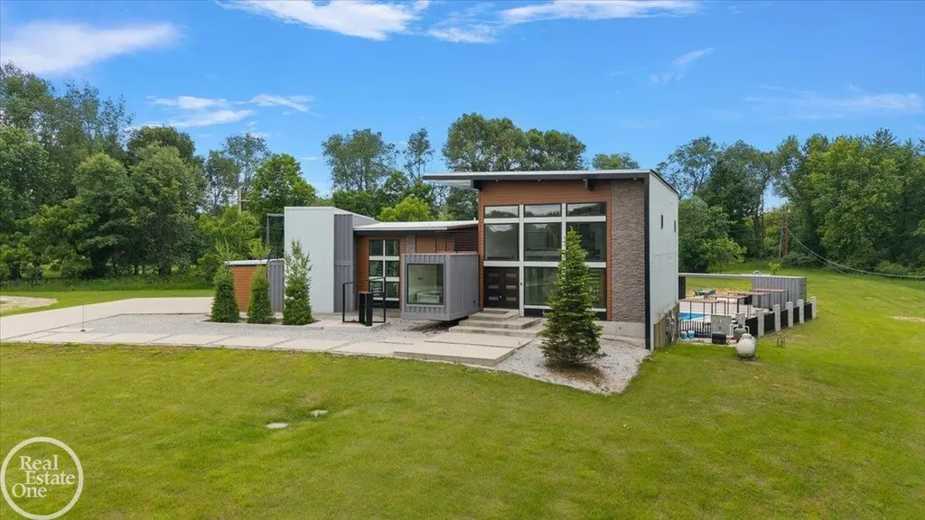 850 Frick Road Addison Township MI 48367