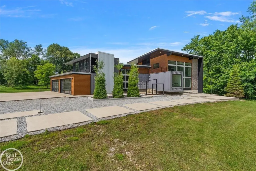 850 Frick Road Addison Township MI 48367