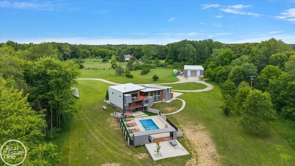 850 Frick Road Addison Township MI 48367