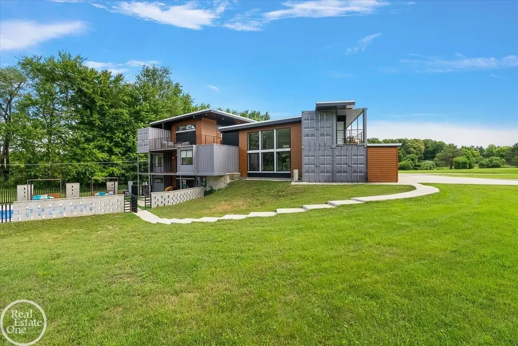 850 Frick Road Addison Township MI 48367
