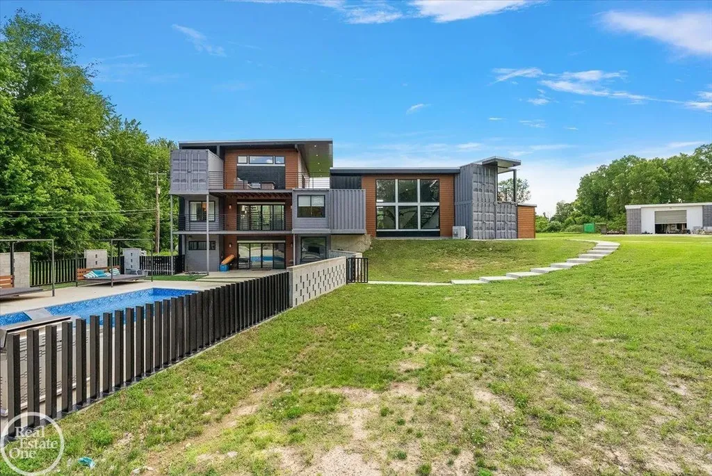 850 Frick Road Addison Township MI 48367