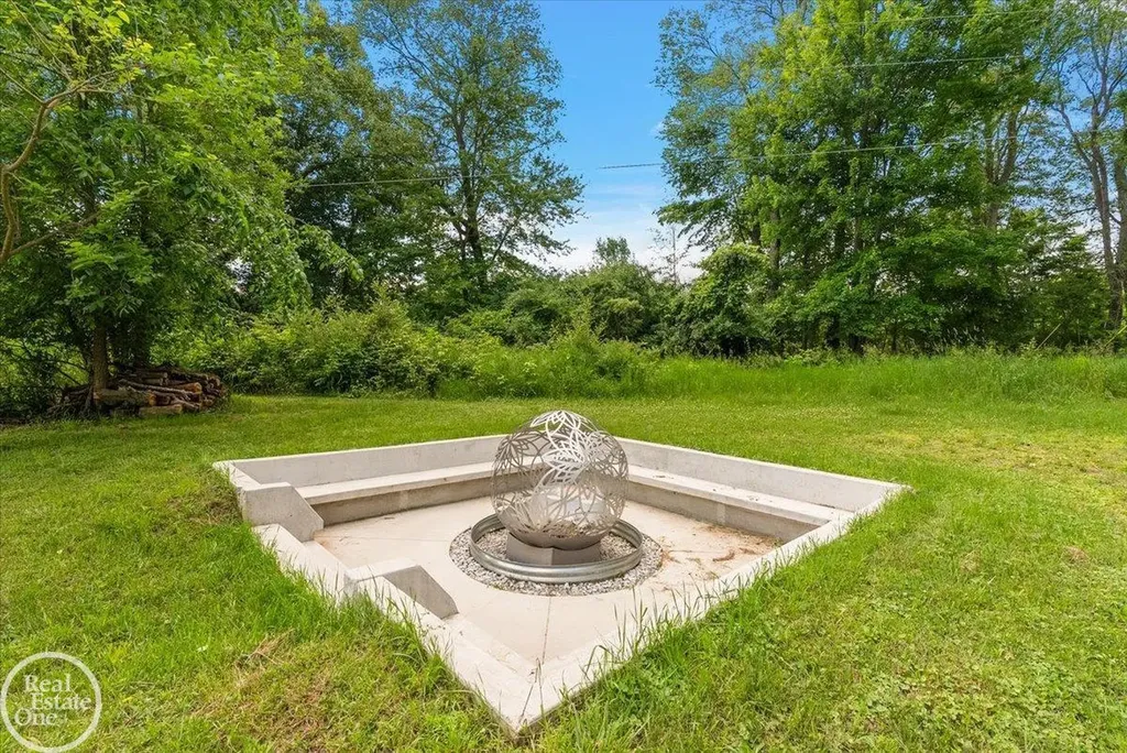 850 Frick Road Addison Township MI 48367