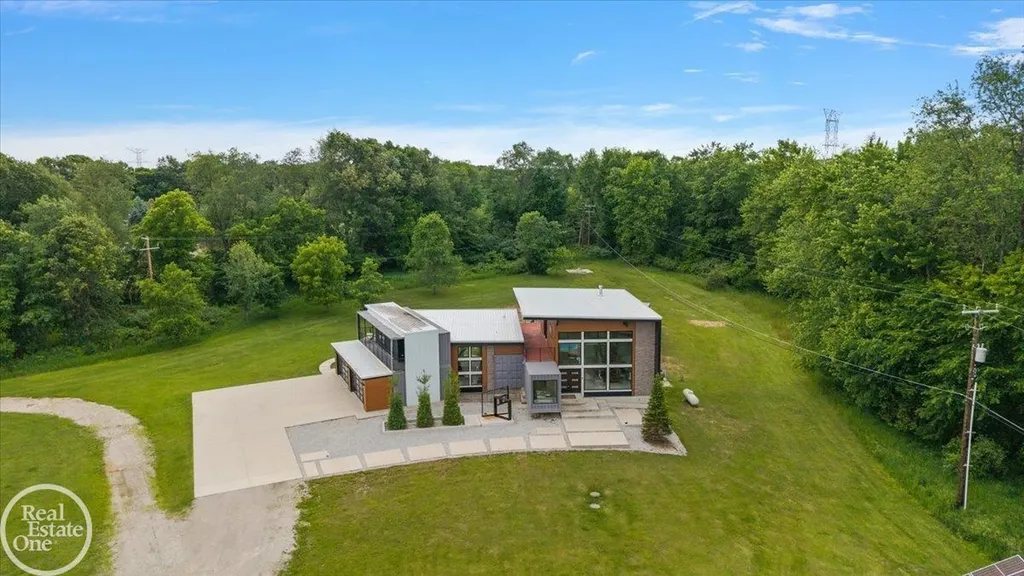 850 Frick Road Addison Township MI 48367