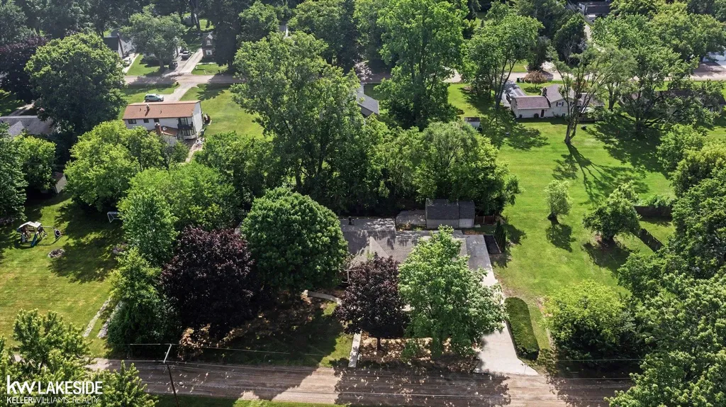 2871 Harvey Street Rochester Hills City MI 48309