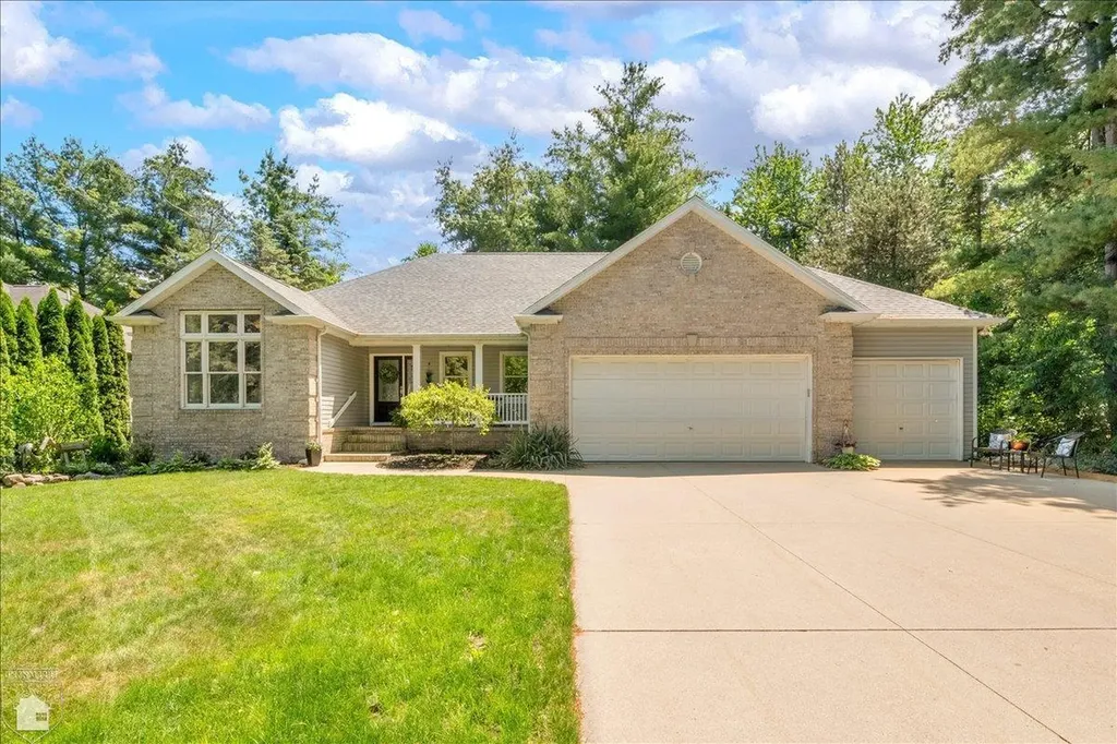 3079 Sandy Oaks Lane Fort Gratiot Charter Township MI 48059