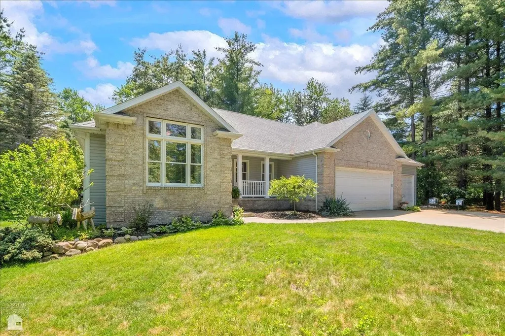 3079 Sandy Oaks Lane Fort Gratiot Charter Township MI 48059