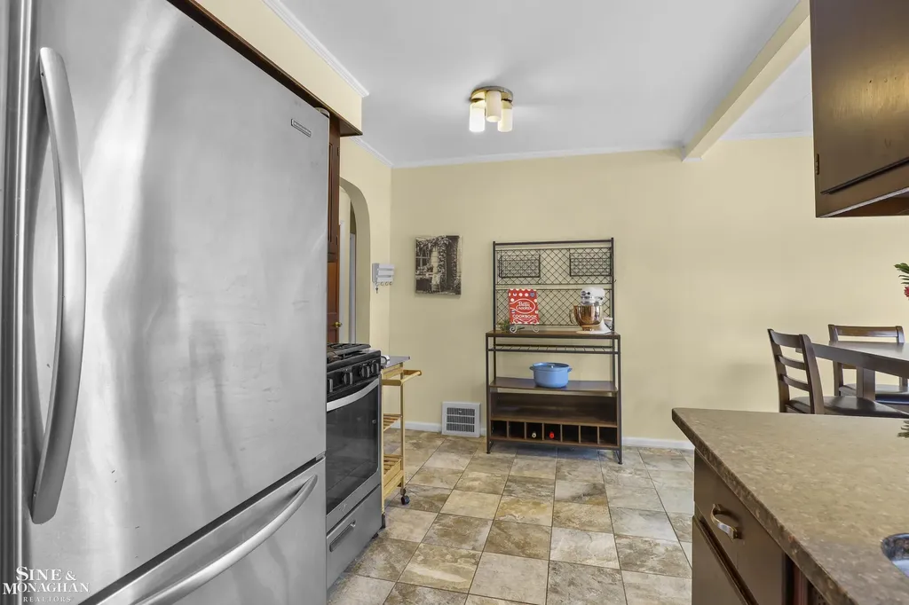 16532 Rosemary Street Fraser City MI 48026