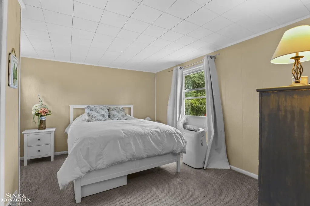 16532 Rosemary Street Fraser City MI 48026