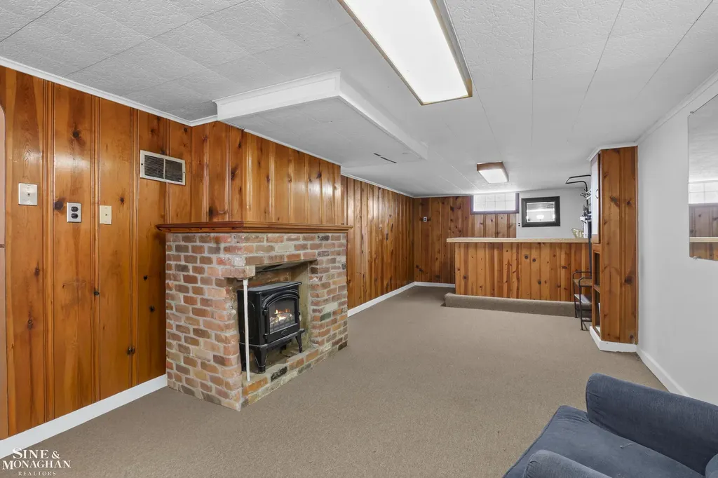 16532 Rosemary Street Fraser City MI 48026