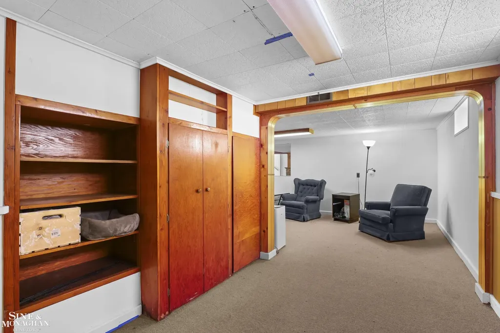 16532 Rosemary Street Fraser City MI 48026