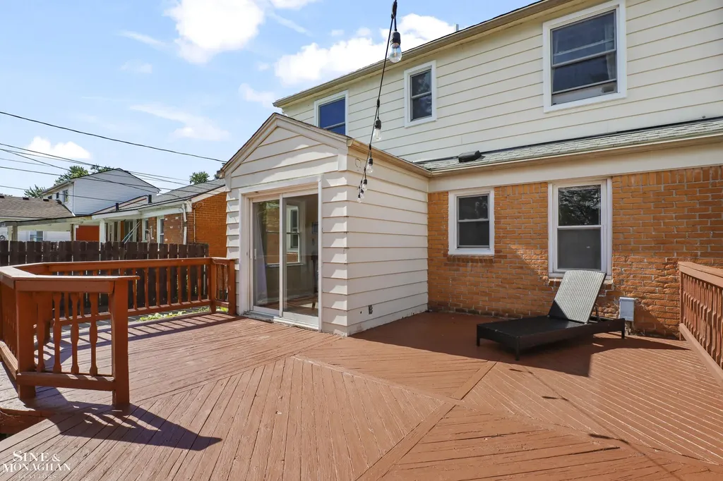 16532 Rosemary Street Fraser City MI 48026