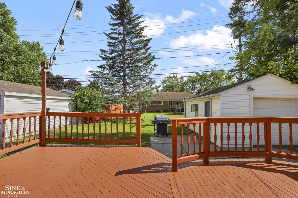 16532 Rosemary Street Fraser City MI 48026