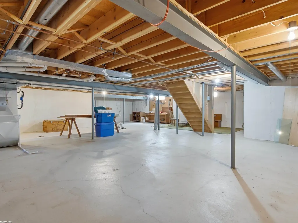6737 Copper Creek Drive Washington Township MI 48094