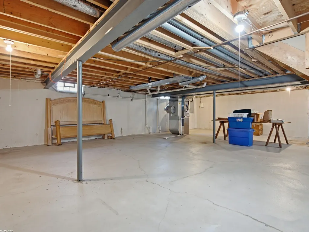 6737 Copper Creek Drive Washington Township MI 48094