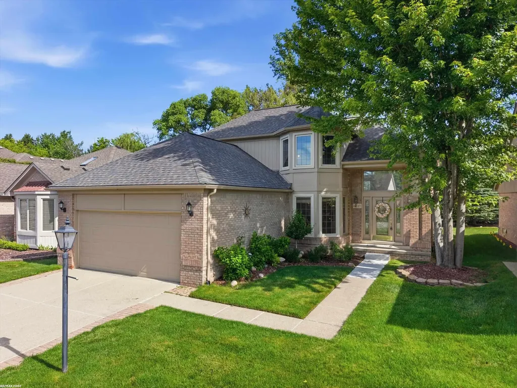 6737 Copper Creek Drive Washington Township MI 48094