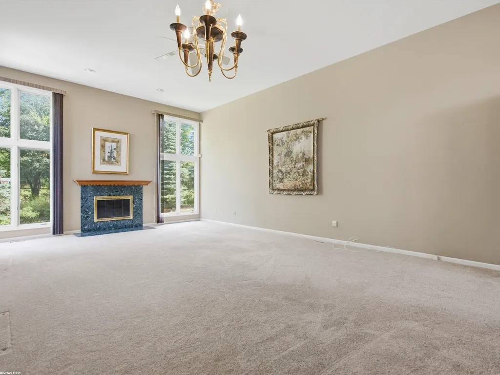 6737 Copper Creek Drive Washington Township MI 48094