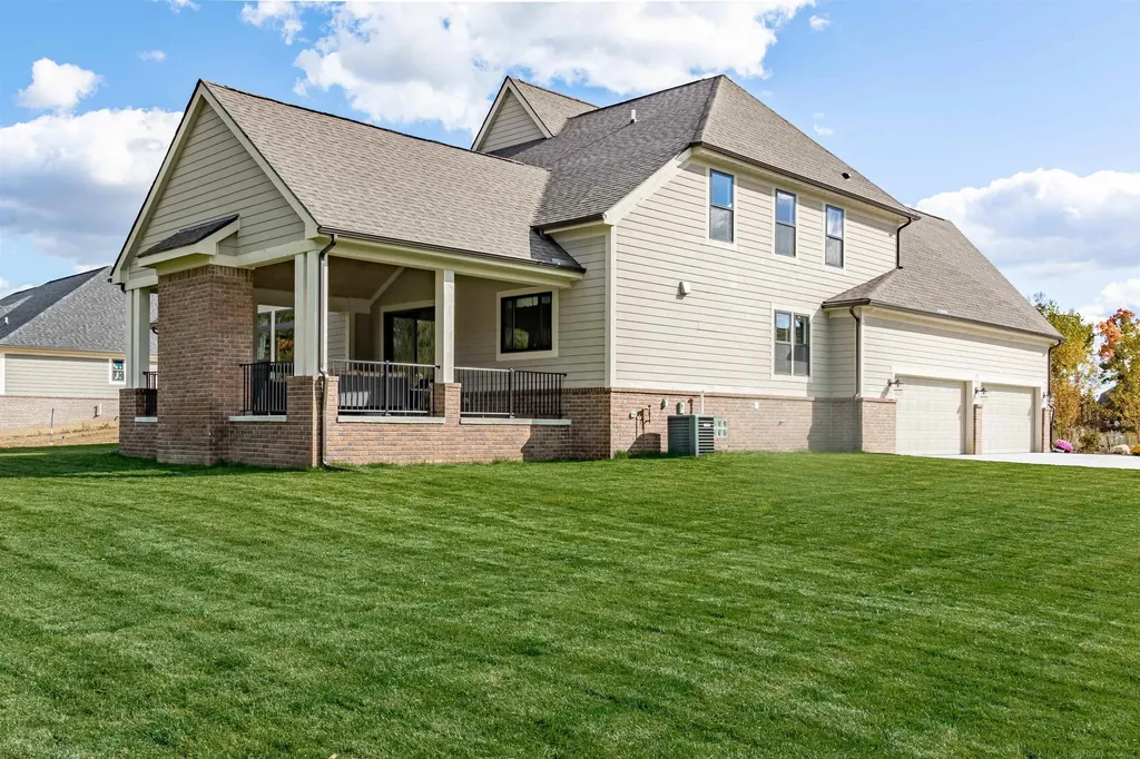 7307 Mulberry Drive Washington Township MI 48095