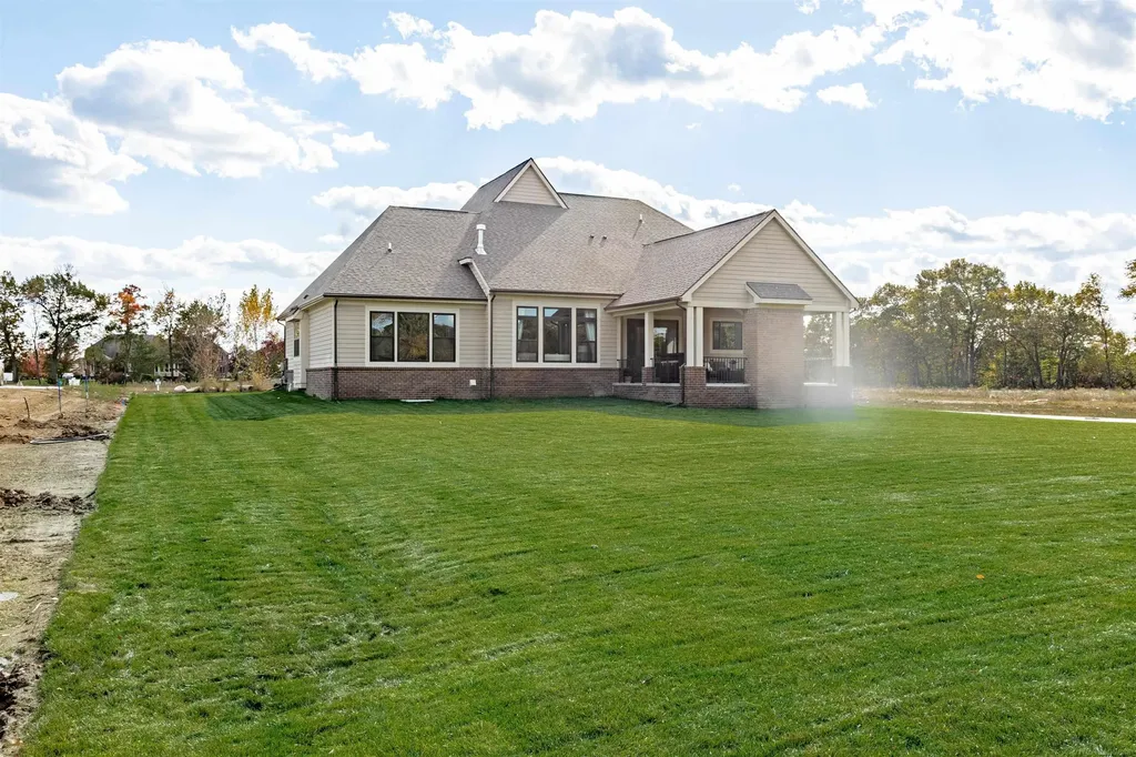 7307 Mulberry Drive Washington Township MI 48095