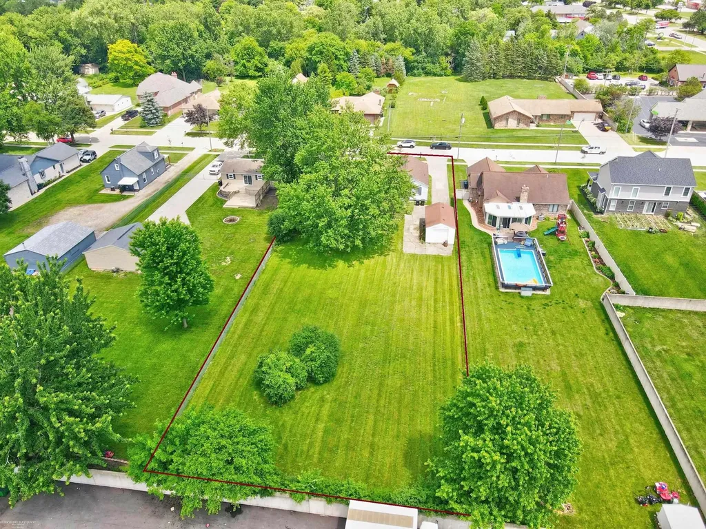 37191 Dundee Street Sterling Heights City MI 48310