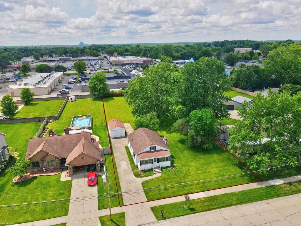 37191 Dundee Street Sterling Heights City MI 48310