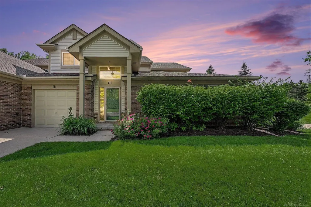 111 S Vista Drive Auburn Hills City MI 48326