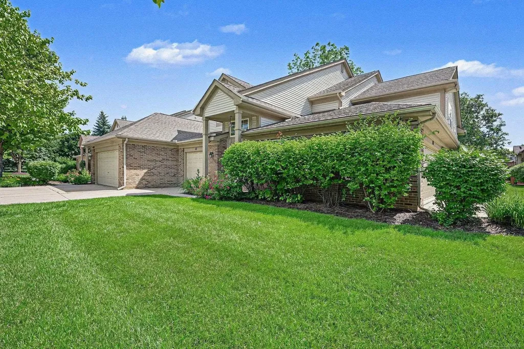 111 S Vista Drive Auburn Hills City MI 48326
