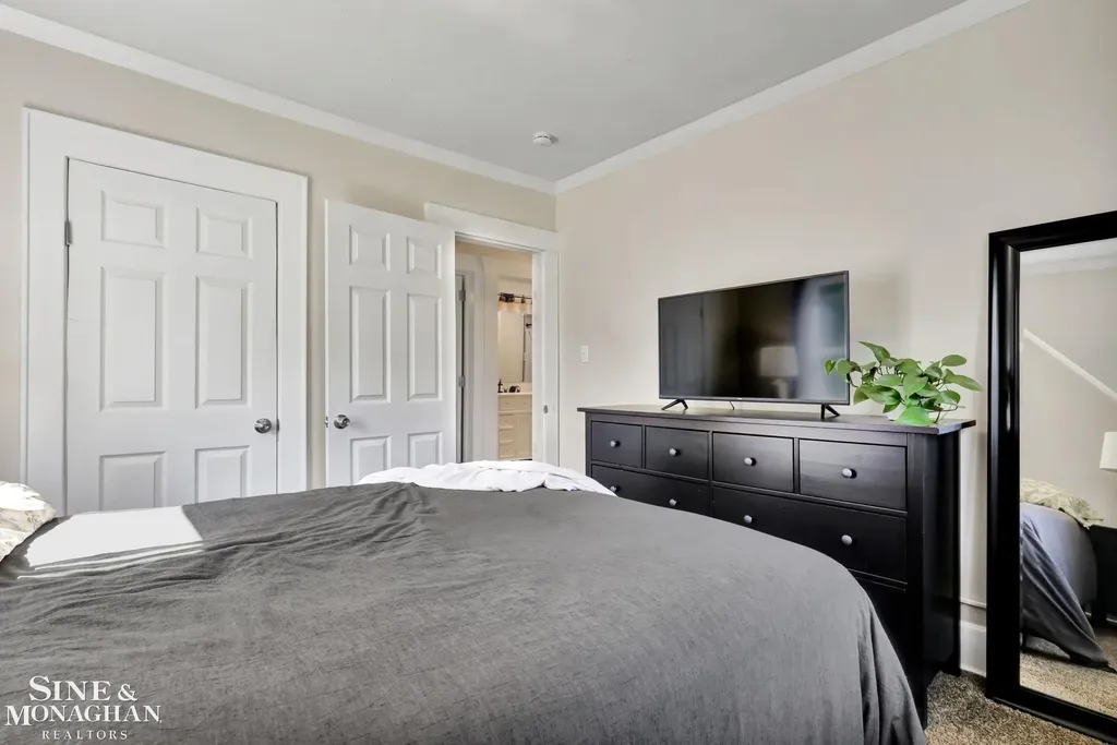 1113 W Michigan Avenue Lansing City MI 48915