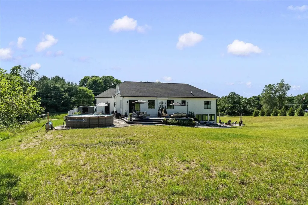 370 Windridge Lane Brandon Charter Township MI 48462