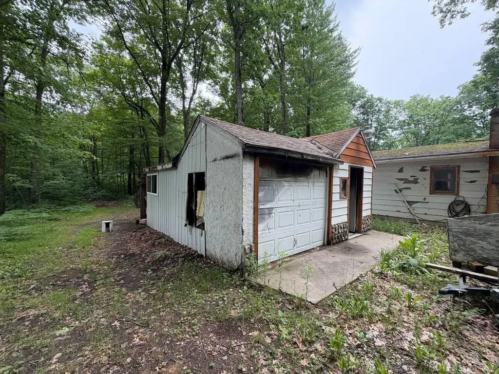 2060 Lois Street Hayes Township MI 48625