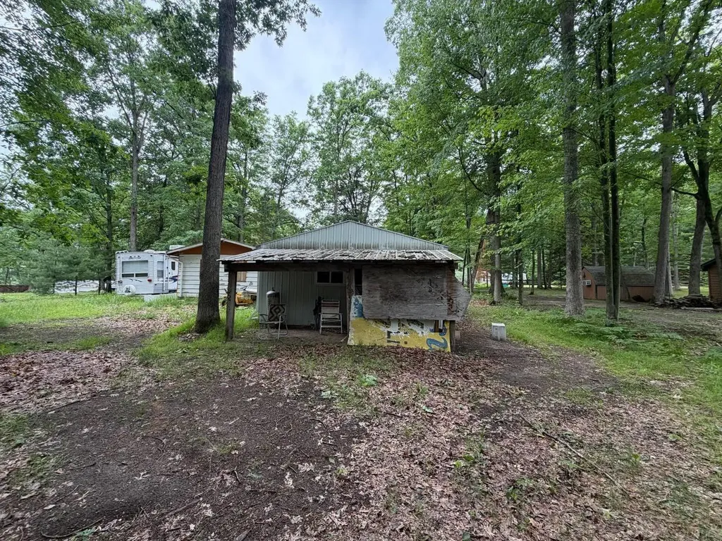 2060 Lois Street Hayes Township MI 48625