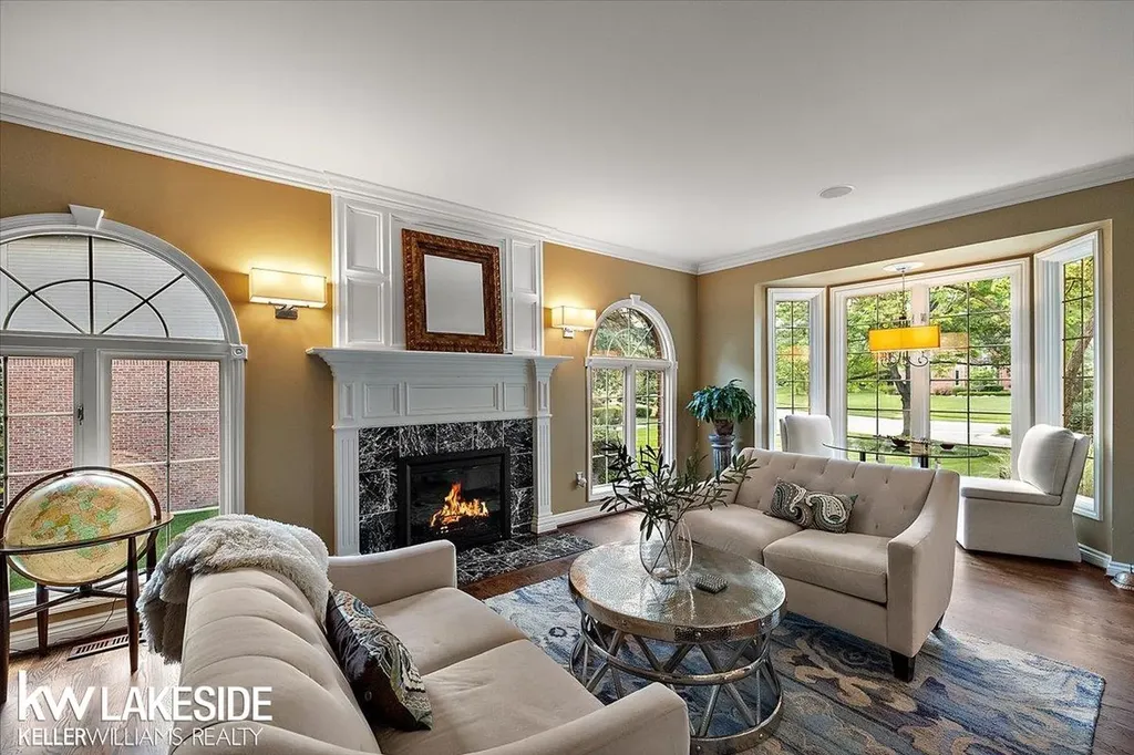 1387 Pebble Ridge Drive Rochester City MI 48307