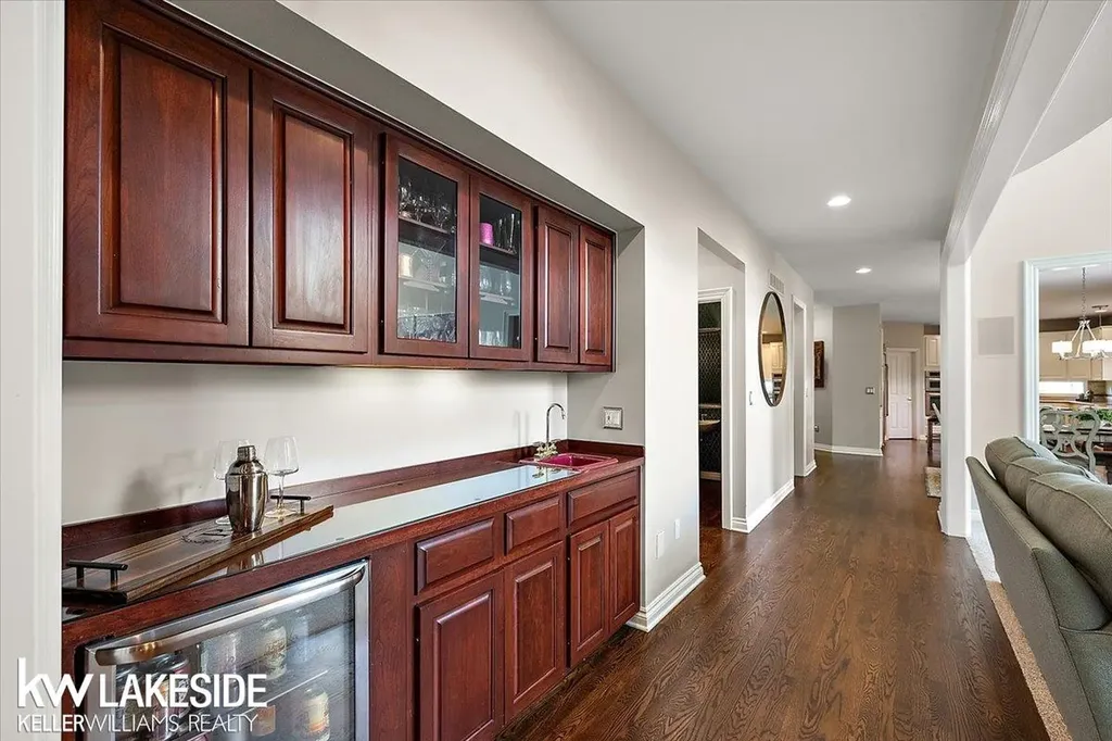 1387 Pebble Ridge Drive Rochester City MI 48307