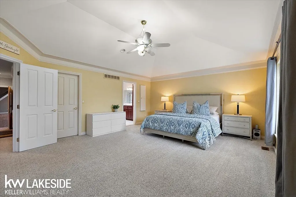 1387 Pebble Ridge Drive Rochester City MI 48307
