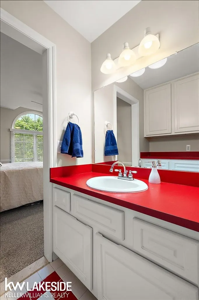 1387 Pebble Ridge Drive Rochester City MI 48307