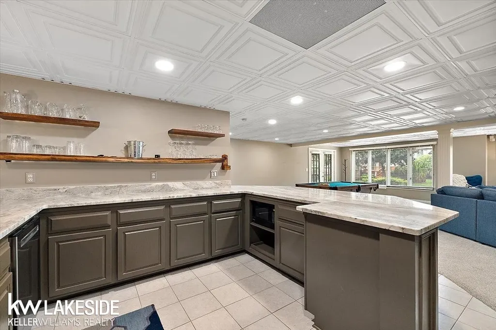 1387 Pebble Ridge Drive Rochester City MI 48307