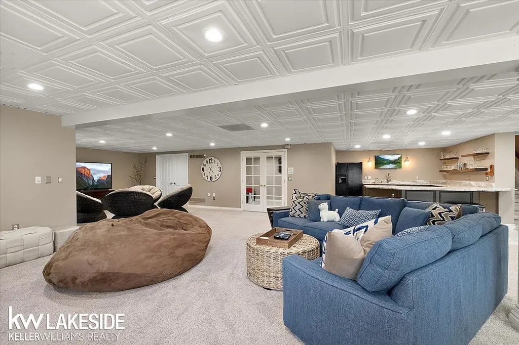 1387 Pebble Ridge Drive Rochester City MI 48307