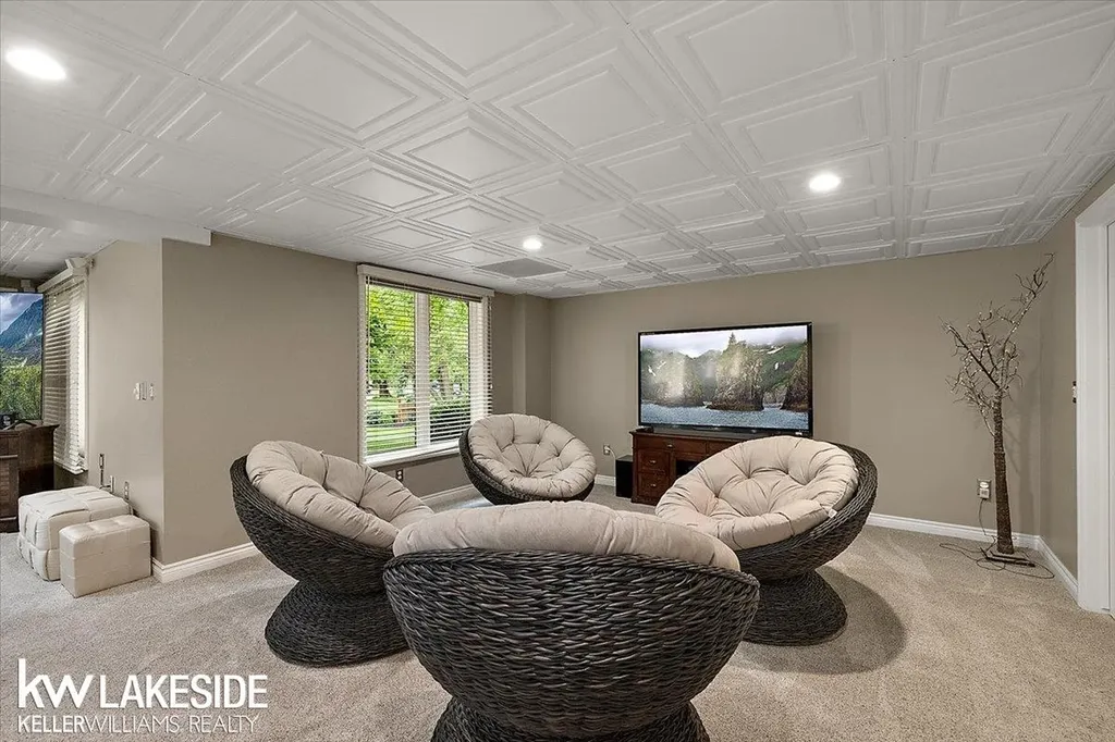 1387 Pebble Ridge Drive Rochester City MI 48307