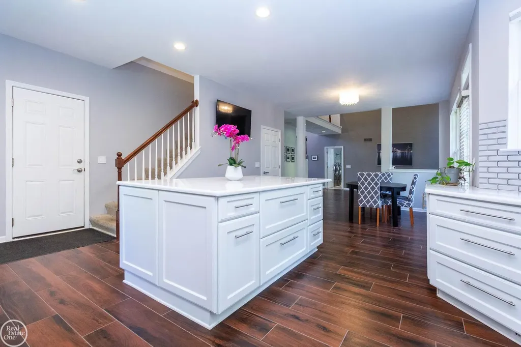 5426 Murray Court Waterford Charter Township MI 48327
