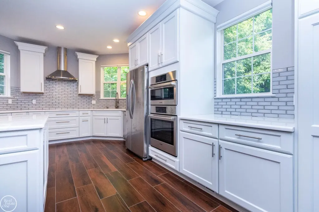 5426 Murray Court Waterford Charter Township MI 48327