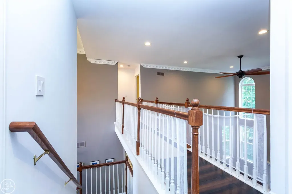 5426 Murray Court Waterford Charter Township MI 48327