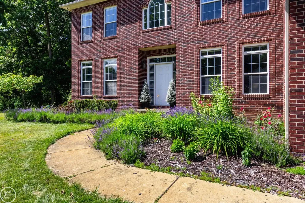 5426 Murray Court Waterford Charter Township MI 48327