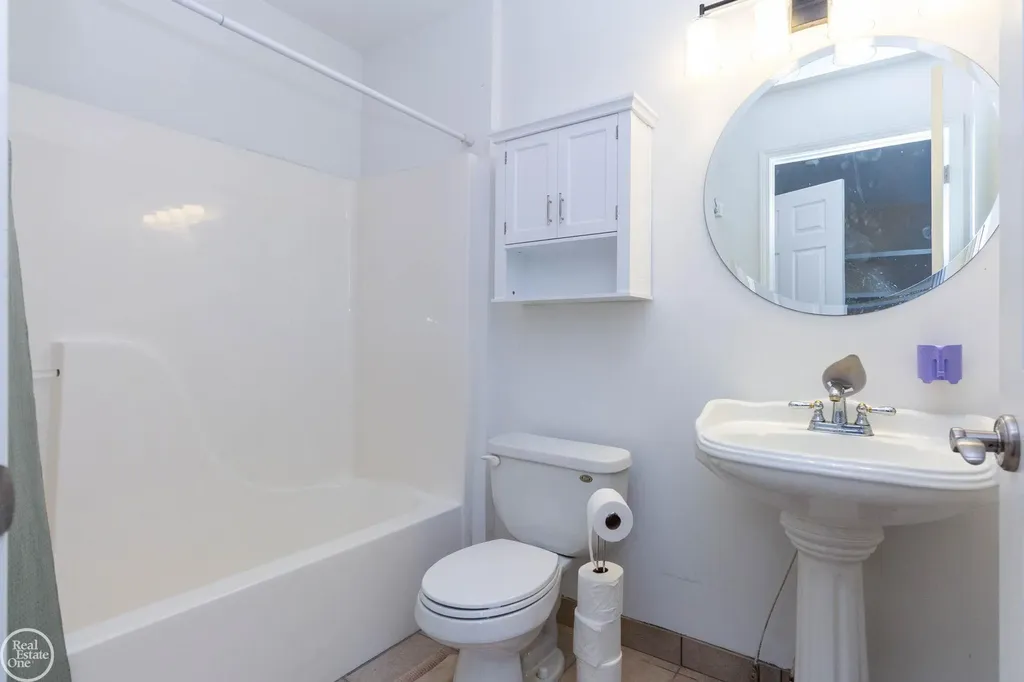5426 Murray Court Waterford Charter Township MI 48327
