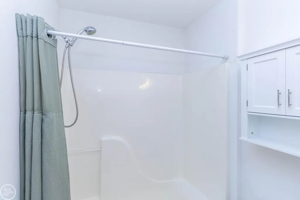 5426 Murray Court Waterford Charter Township MI 48327